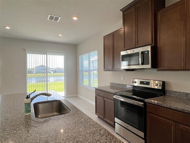 Building Photo - 5530 Bonn Way