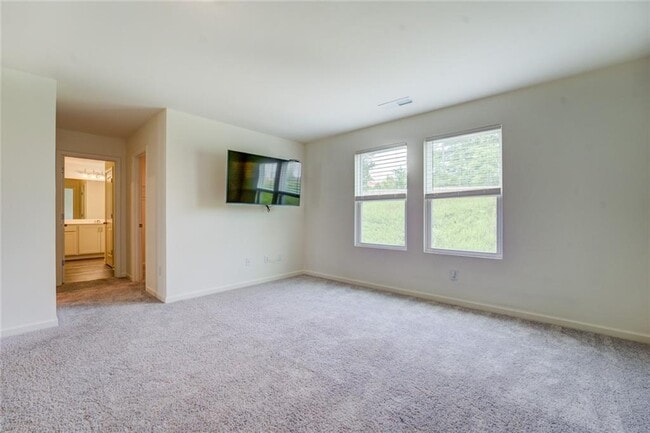 Building Photo - 7061 Rochford Dr