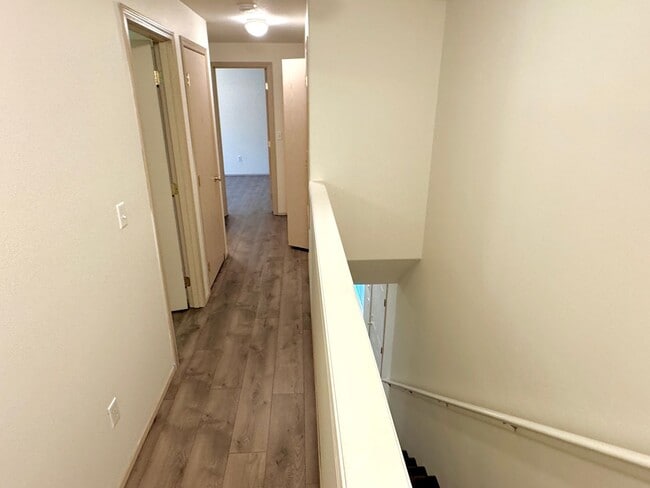 Building Photo - ROMAA01