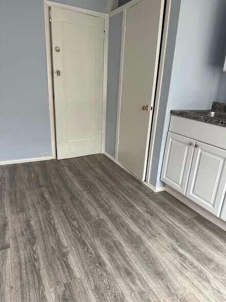 Building Photo - 1401 S Palos Verdes St