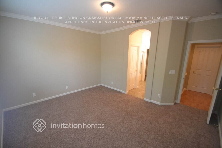 Building Photo - 15 Bascom Ct