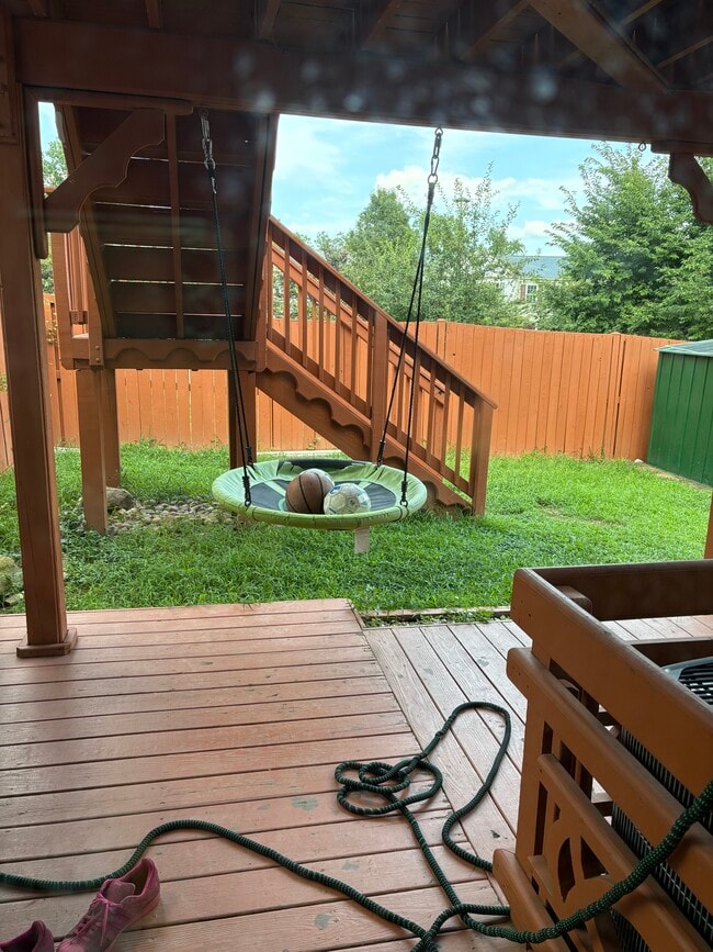 Building Photo - 1892 Beegee Ct