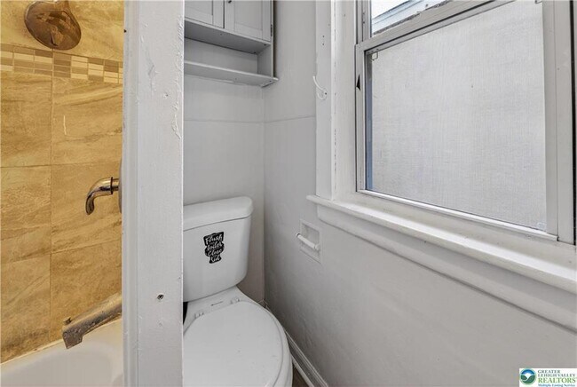 Building Photo - 503 W Gordon St