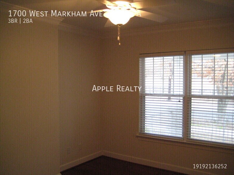 Building Photo - 1700 W Markham Ave