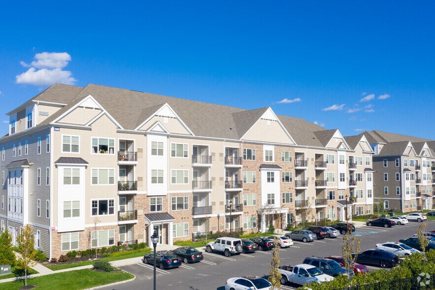 Woodmont Townsquare 100 Town Center Blvd Sewell NJ 08080 Apartment