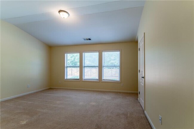 Building Photo - 6210 Elmshorn Way