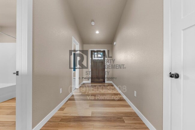 Building Photo - 1886 Jerrian Ln
