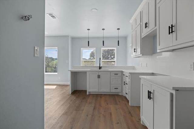 Building Photo - 1116 E Oleander St