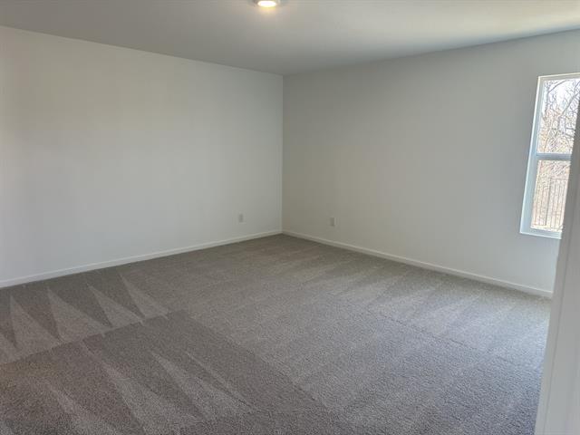 Building Photo - 1853 Ventasso Blvd