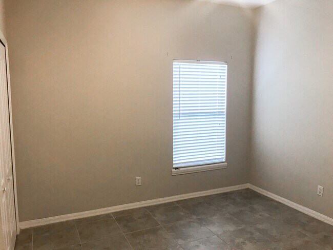 Building Photo - 13828 Guildhall Cir