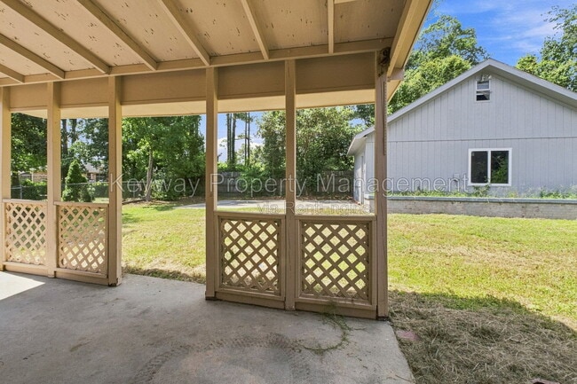 Building Photo - 3487 Postell Dr