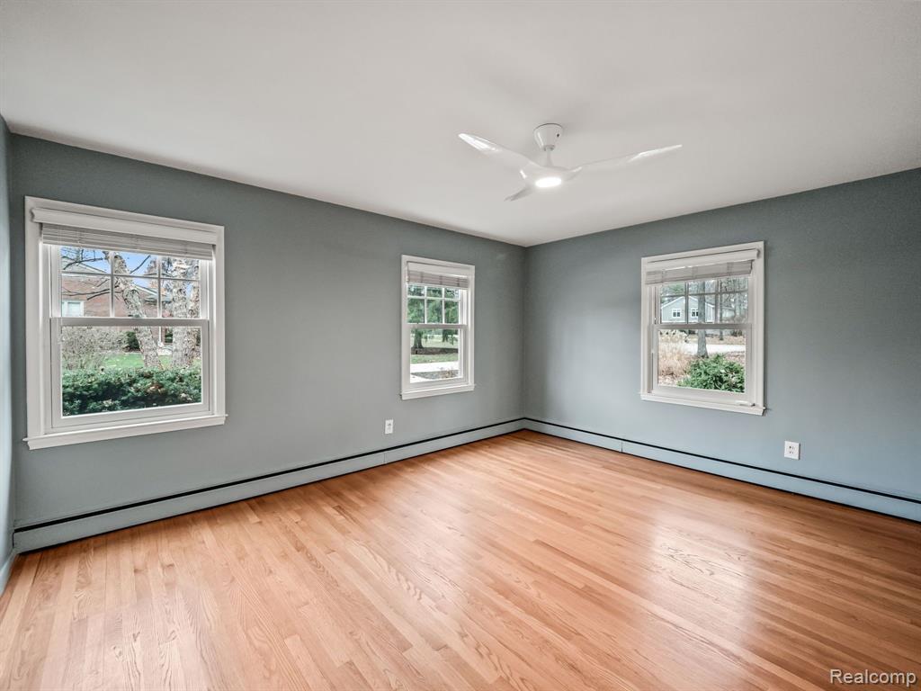 Building Photo - 3781 Lincoln Rd