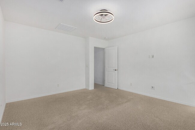 Building Photo - 15138 W Hadley St