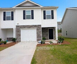 Building Photo - 5131 Hyrule Dr