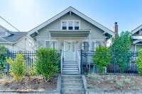 Building Photo - 4321 5th Ave NE