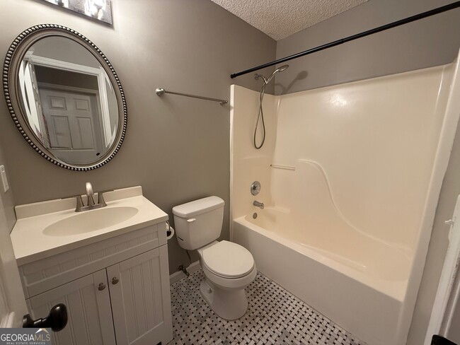 Building Photo - 309 N Belmont Ct