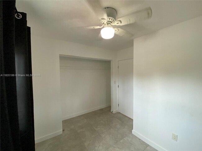 Building Photo - 1351 NW 45th St