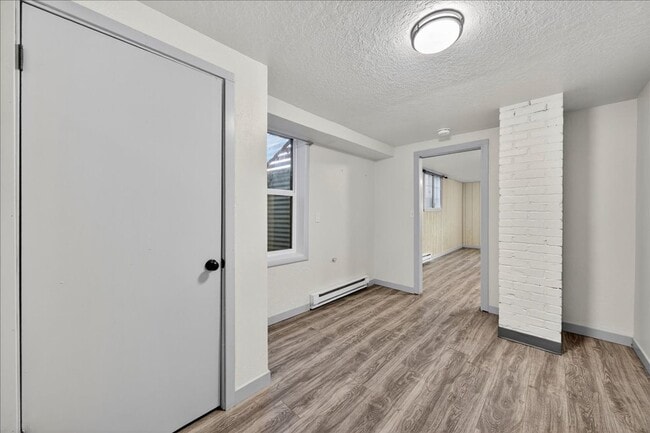 Building Photo - 27th St. 501/503