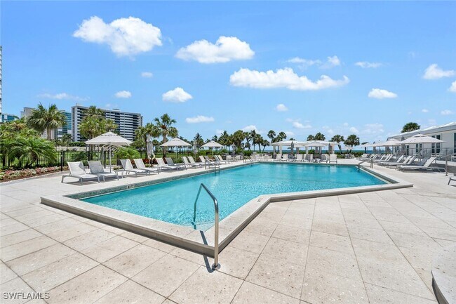Primary Photo - 4041 Gulf Shore Blvd N