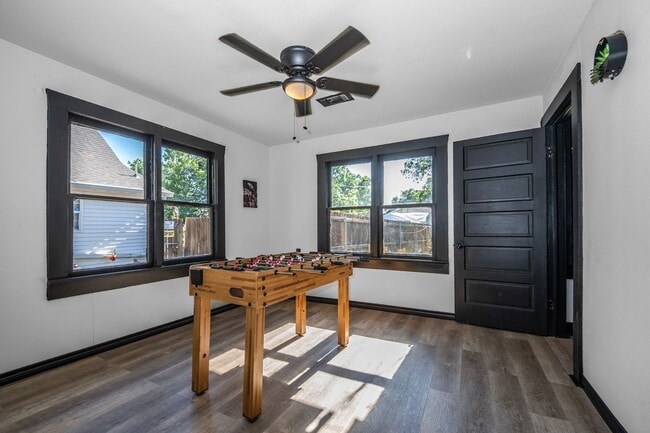 Building Photo - Three Bedroom Rental