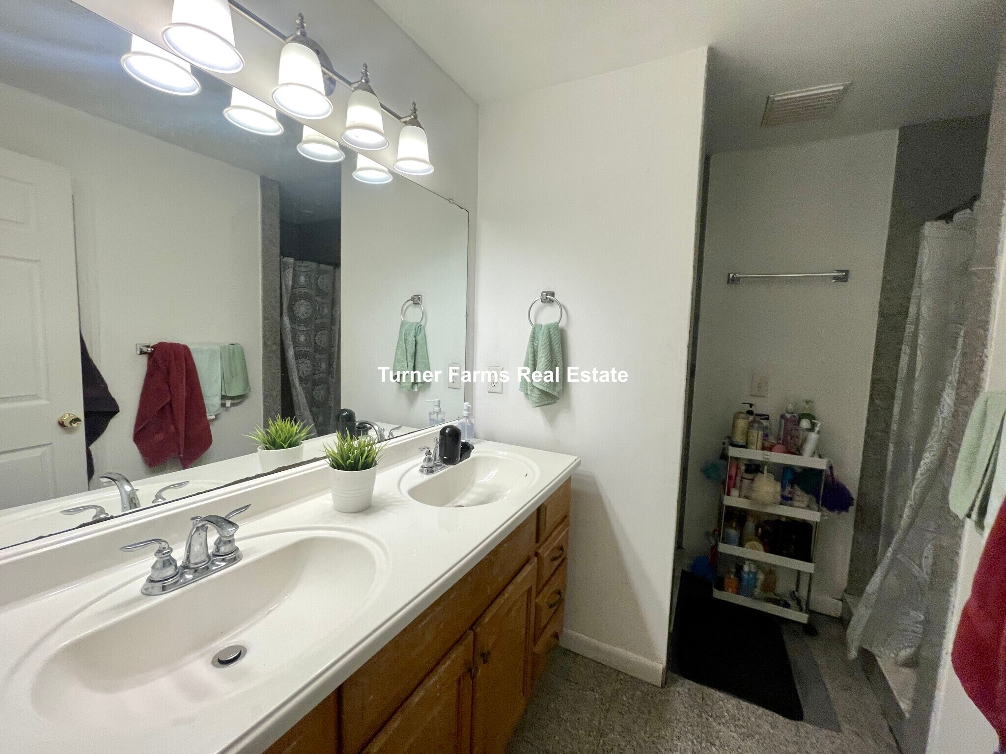 Building Photo - 10 Parker Hill Ave