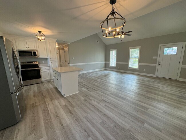 Building Photo - Introducing Your Dream Home in Nash County's Tar River Reservoir Area!