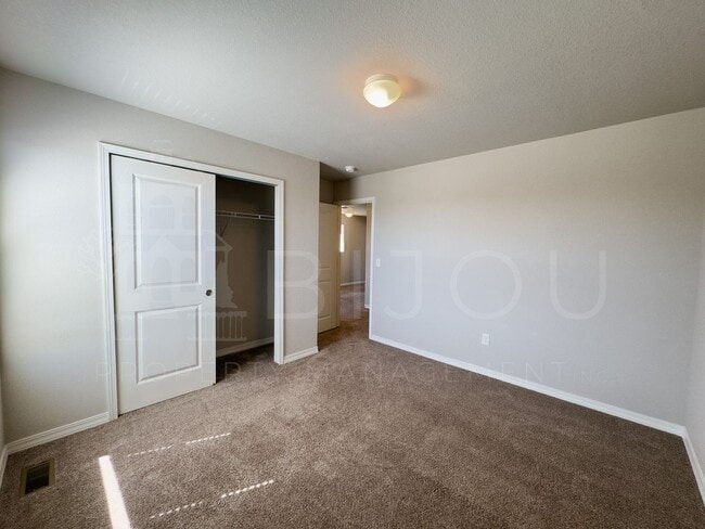 Building Photo - Beautiful 3 Bedroom New Build