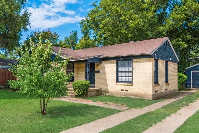 Building Photo - 11107 Stallcup Dr