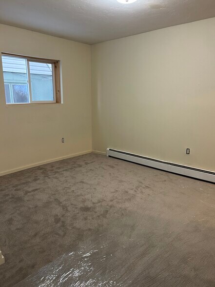 Building Photo - 336 Old Fish Creek Falls Rd