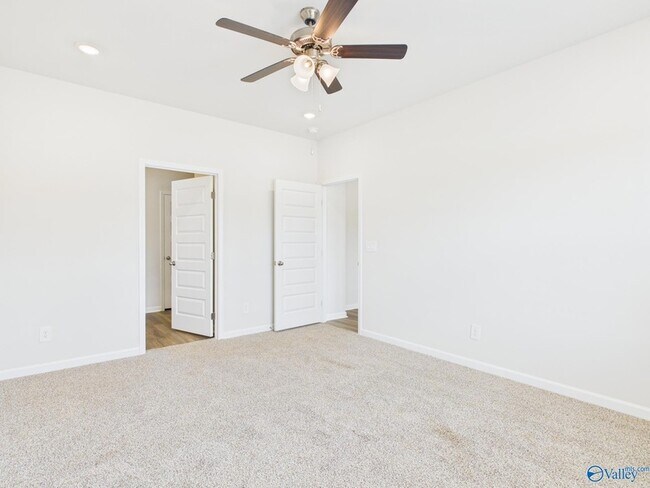 Building Photo - 112 Betty Williams Dr