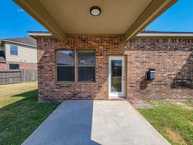 Building Photo - 24534 San Pellino Dr