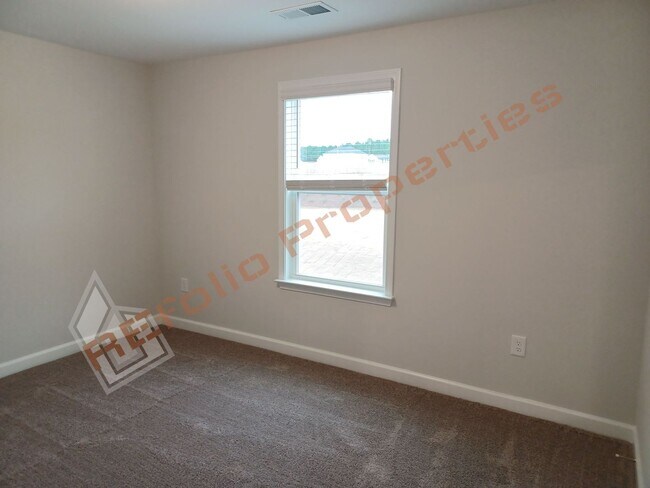 Building Photo - 98 Alder Creek Ct