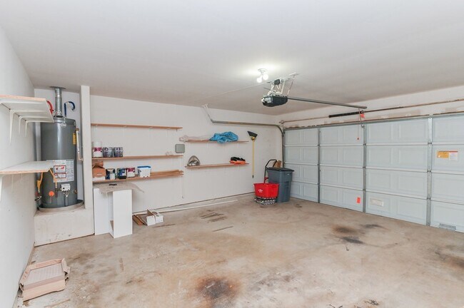 Building Photo - 4022 Mt Everest Way