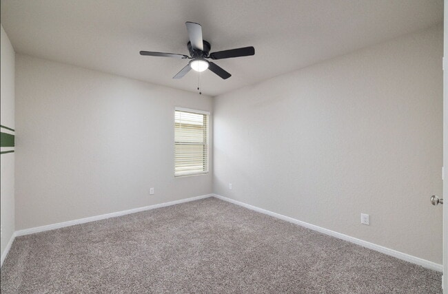 Building Photo - "Spacious 4-Bedroom Home in Converse with ...