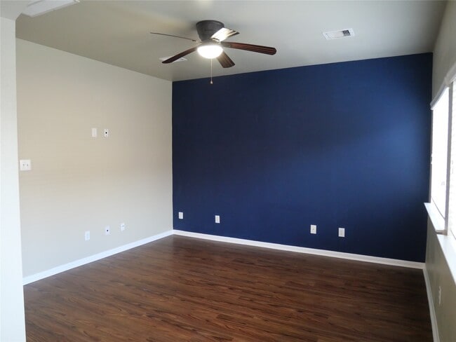 Building Photo - 1739 Nichole Woods Dr