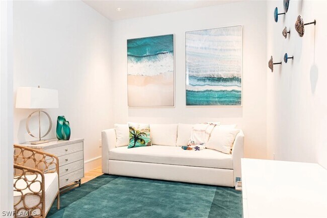 Building Photo - 101 8th St S