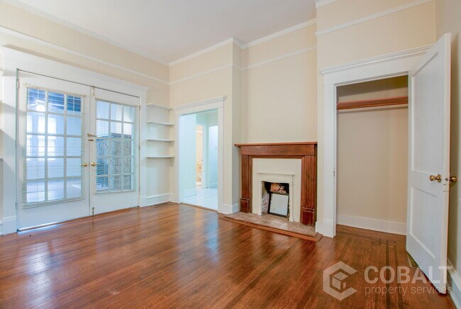 Building Photo - 867 Rosedale Rd NE