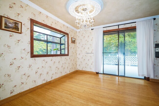Building Photo - 8845 NE 147th St