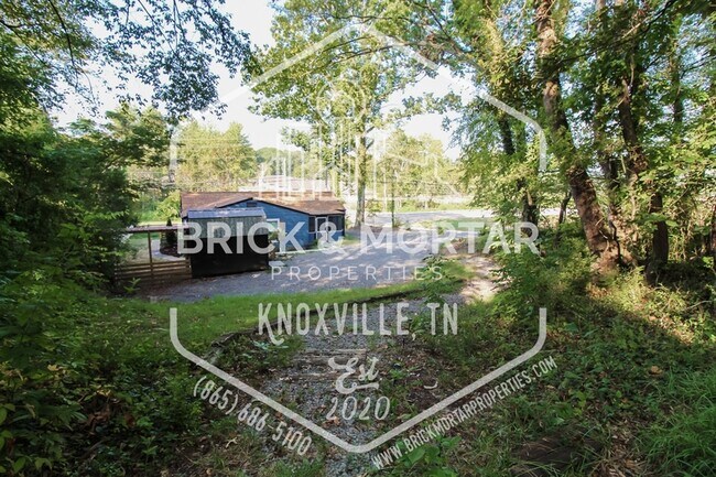 Building Photo - 1610 Dry Gap Pike