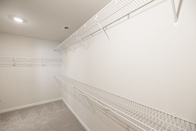 Building Photo - 616 Emerson Ln