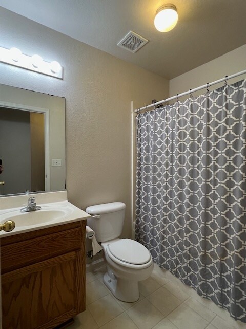 Building Photo - 1057 Windsor Way