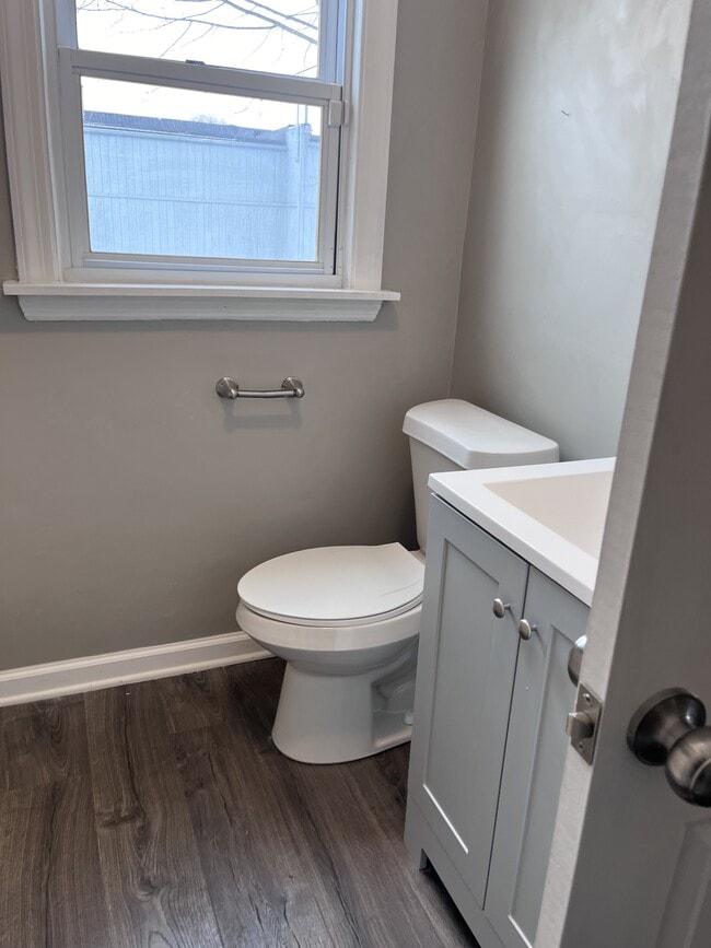 Building Photo - 3017 Kleinpell St