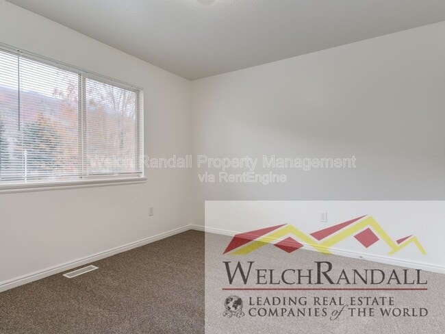 Building Photo - 1428 N 2575 E