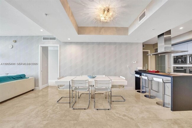 Building Photo - 18201 Collins Ave