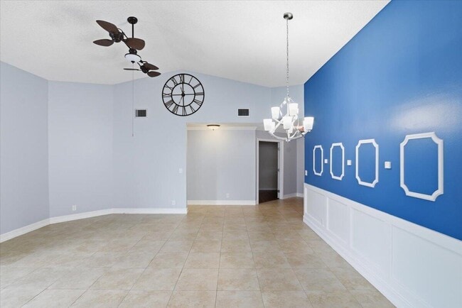Building Photo - 21583 Villa Nova Dr