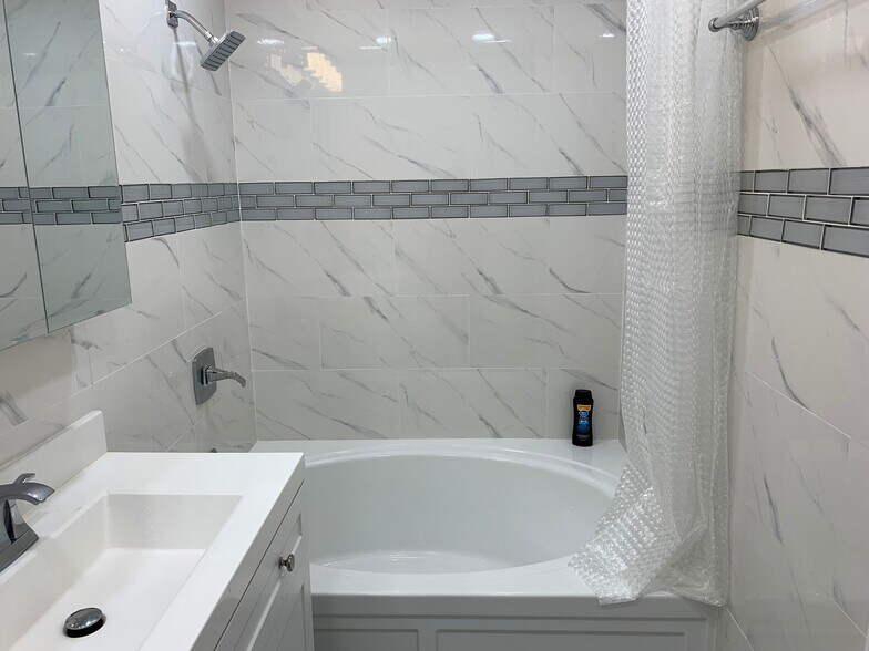 Building Photo - 4727 39th Pl