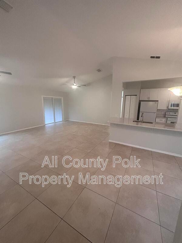 Building Photo - 1066 Sunshine Way