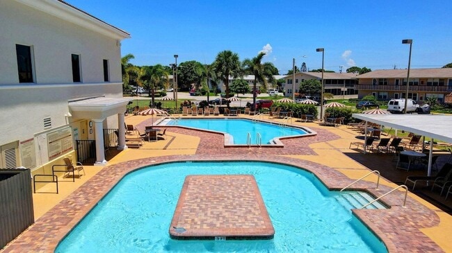 Building Photo - 155 Windsor G