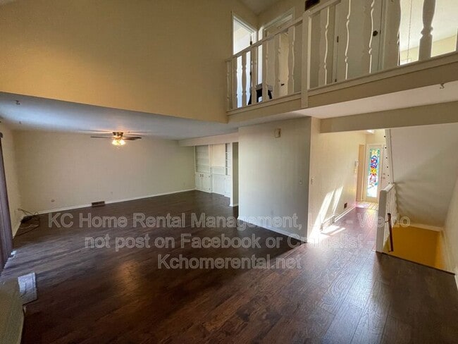 Building Photo - 209 Woodbridge Ln