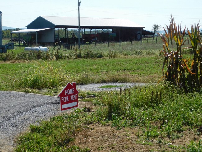 Building Photo - Renovated House with Farm Location on WV/V...